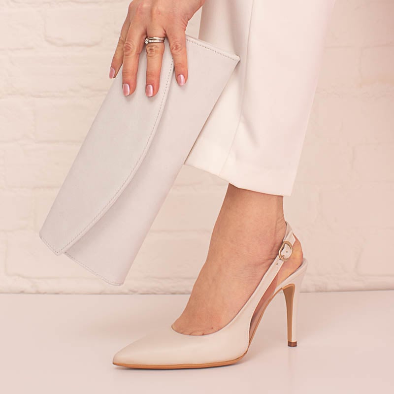 White leather court sales shoes